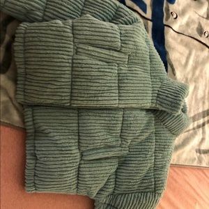 PUFFER JACKET